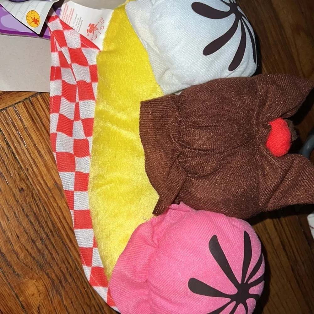 NWT ice cream sundae small dog costume